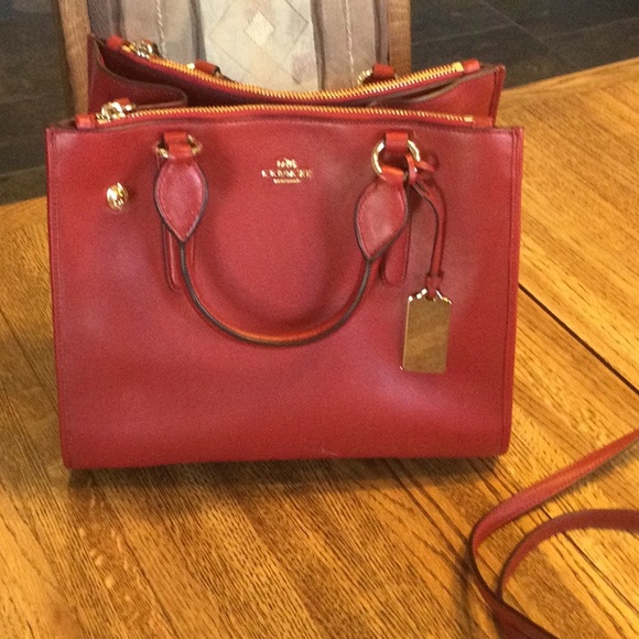 Coach purse!! Brand new!!! - Picture 4 of 5